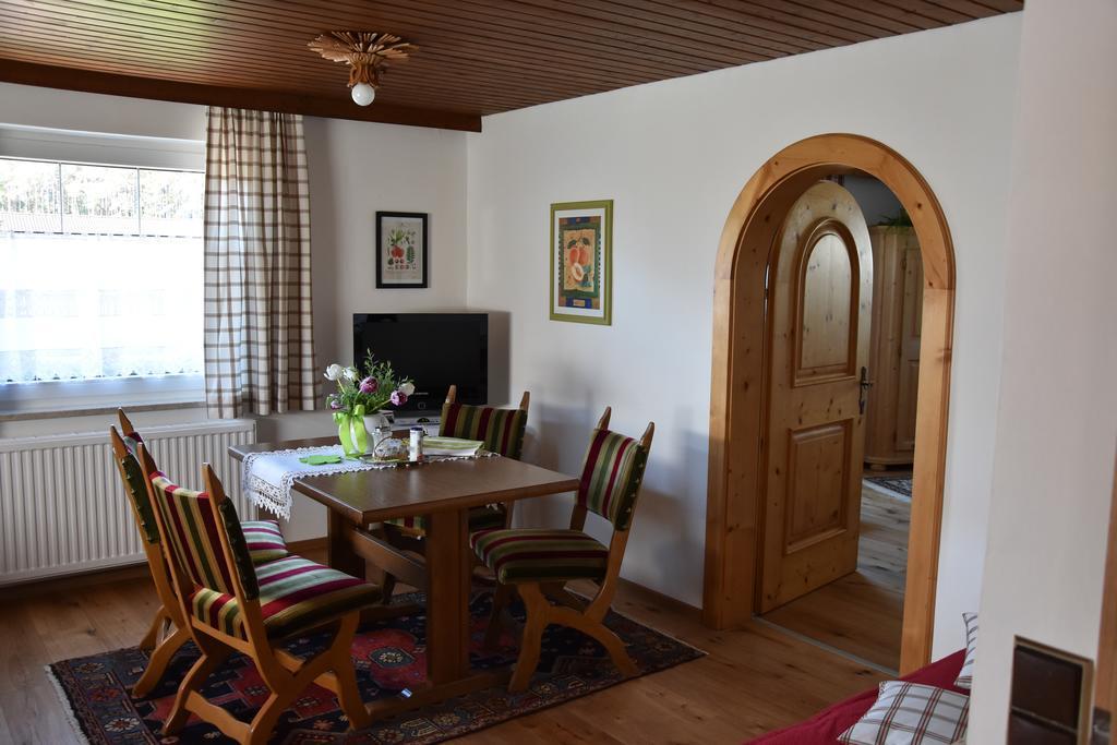 Gaestehaus Mayer Mieming Dış mekan fotoğraf